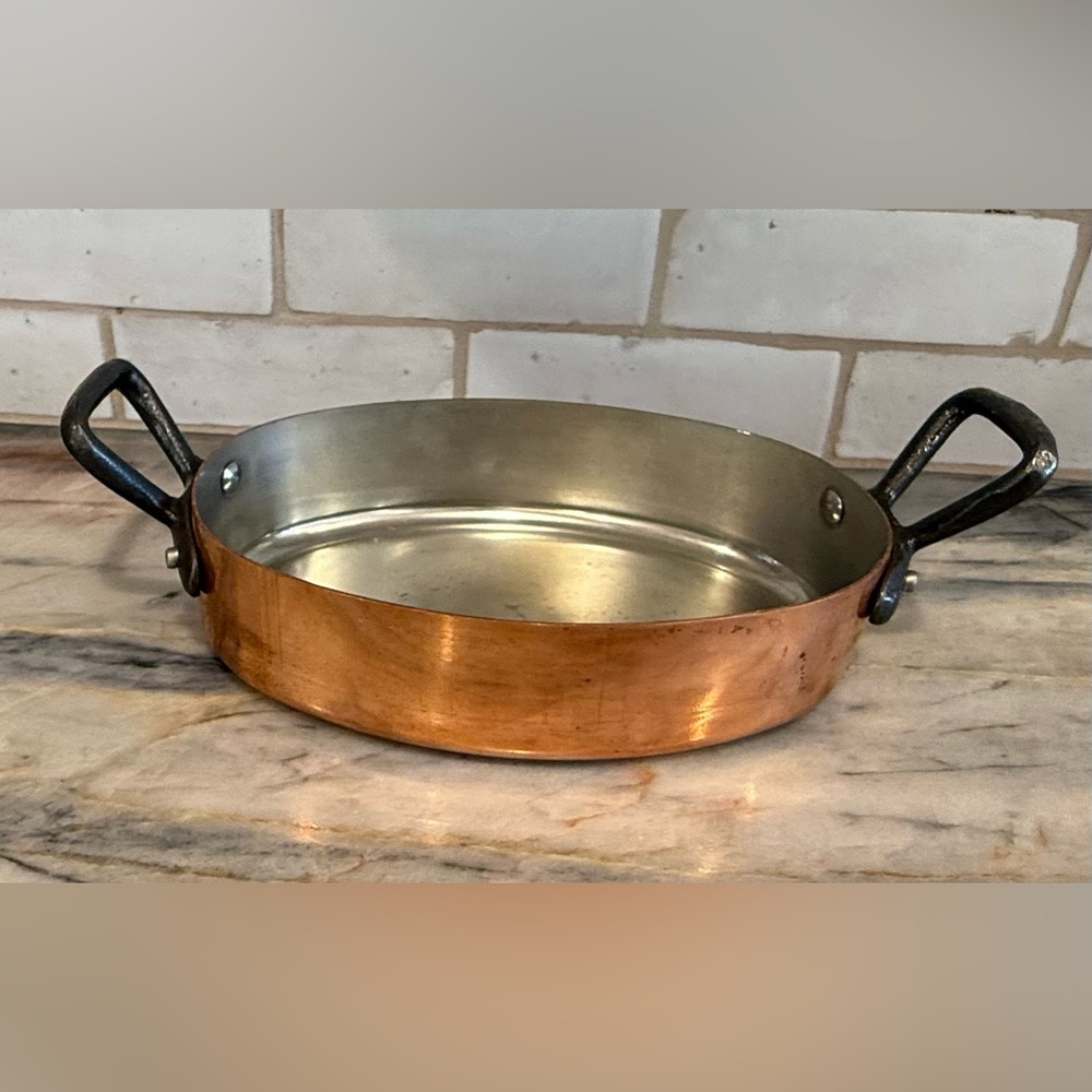8 in oval French copper Gratin pan.